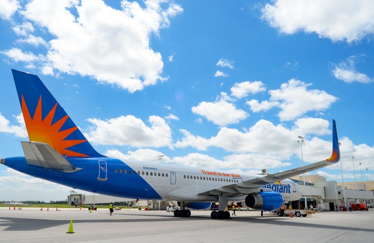 SGF Allegiant Airlines Flight at the Gate