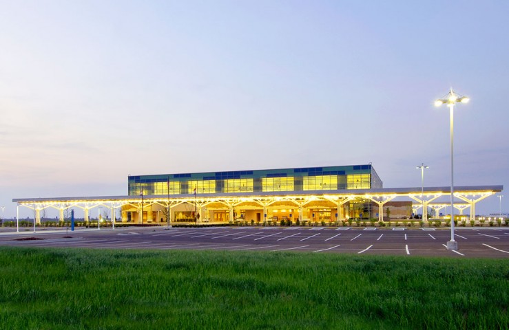 Parking at SGF Airport at Dusk Exterior
