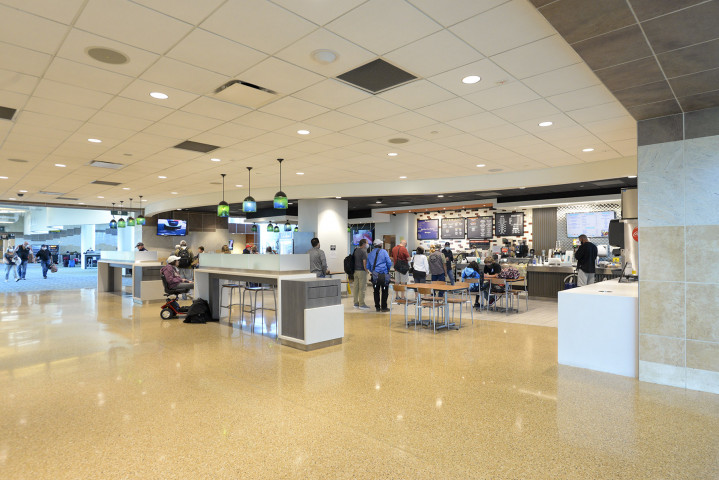 SGF Airport Interior - Riverbend Restaurant